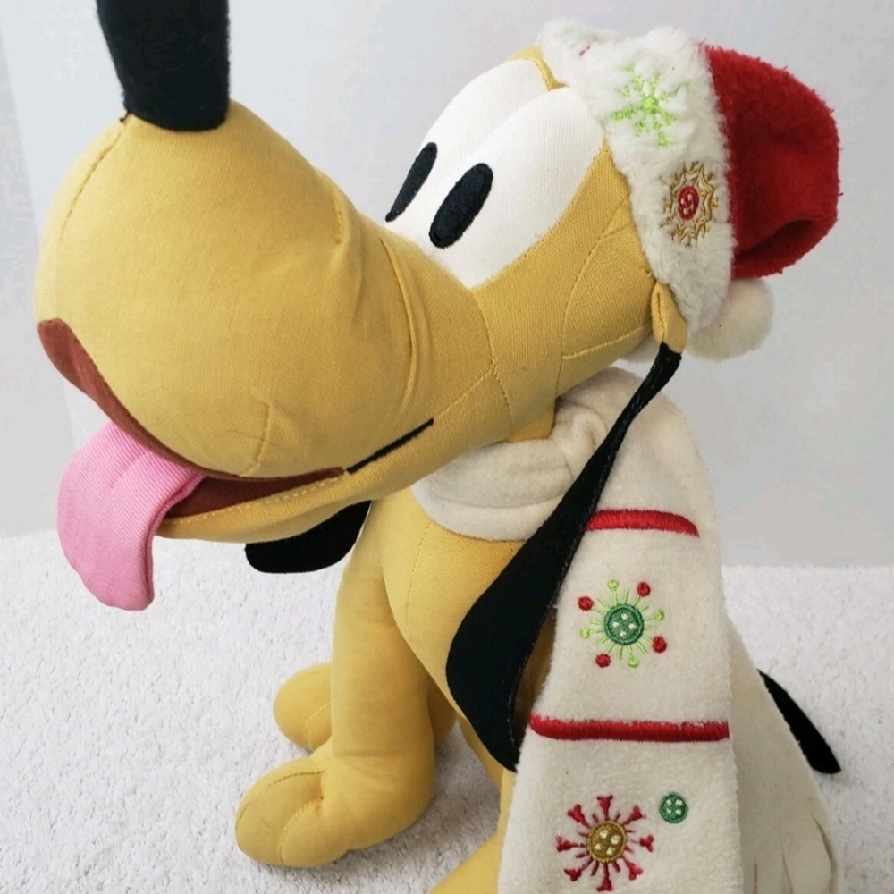 Disney Store Exclusive Pluto Christmas Plush Scarf Santa Hat Stuffed Animal 17"